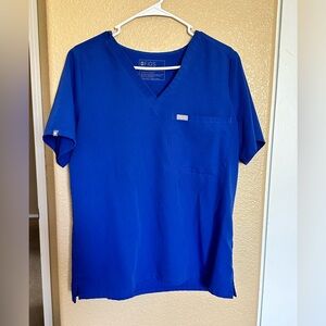 Figs one pocket scrub top